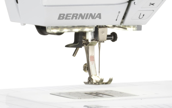 BERNINA 475 QE от магазина Promily в Нальчике